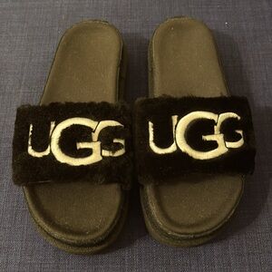 UGG slides